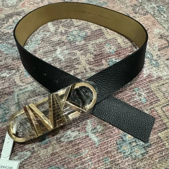 Michael Kors | Accessories | Nwt Original Michael Kors  display picture 1